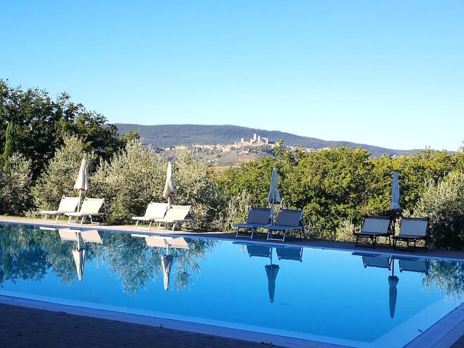 Castello Di Fulignano Ildebrando Superior Apartment Σαν Τζιμινιάνο Εξωτερικό φωτογραφία